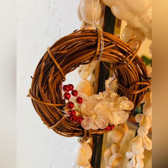 [Vintage] 🌲Mini Wreathes & A basket of Apples Holiday Ornament ✨🎄 - Picture 7 of 10